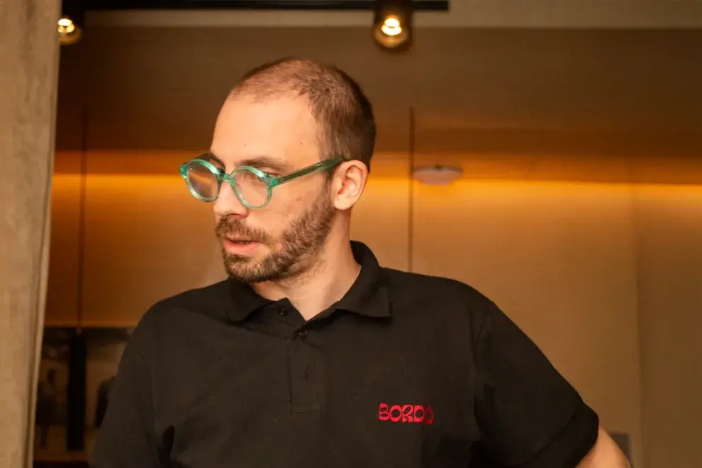Lucas Rothschild - Bordó