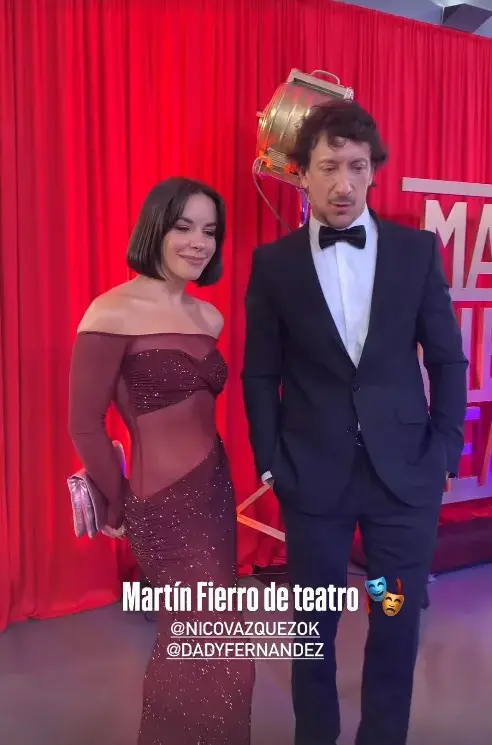 Las estrellas de Ricky, Nico Vazquez y Dai Fernandez, en los Martín Fierro de Teatro.