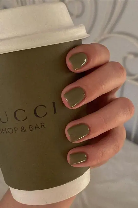Uñas cortas, elegantes y delicadas para el invierno: los mejores diseños