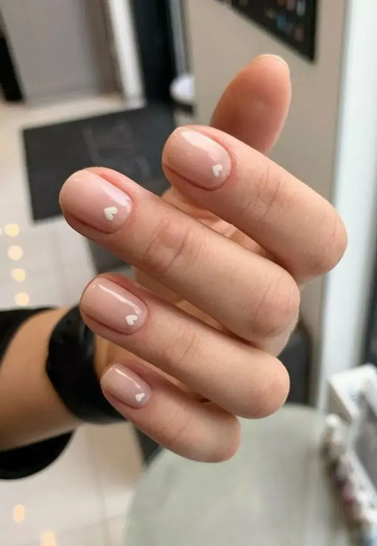 Uñas cortas, elegantes y delicadas para el invierno: los mejores diseños