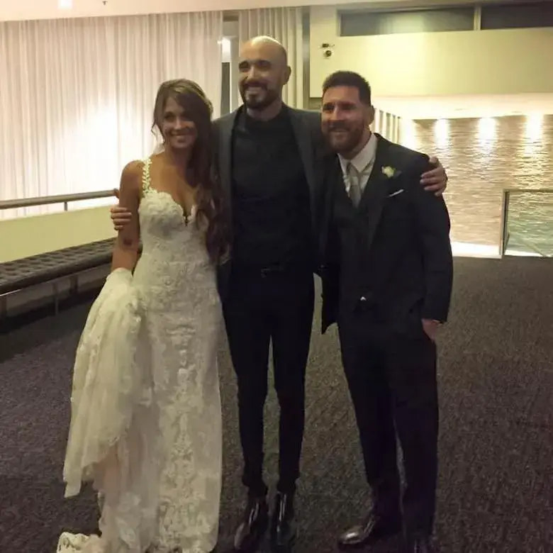 Abel Pintos estuvo en el casamiento del 10 de la Selección