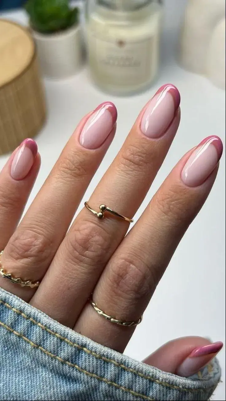 Las francesitas podés hacerlas con tu color preferido. Con tonos rosados va perfecto para cualquier ocasión.