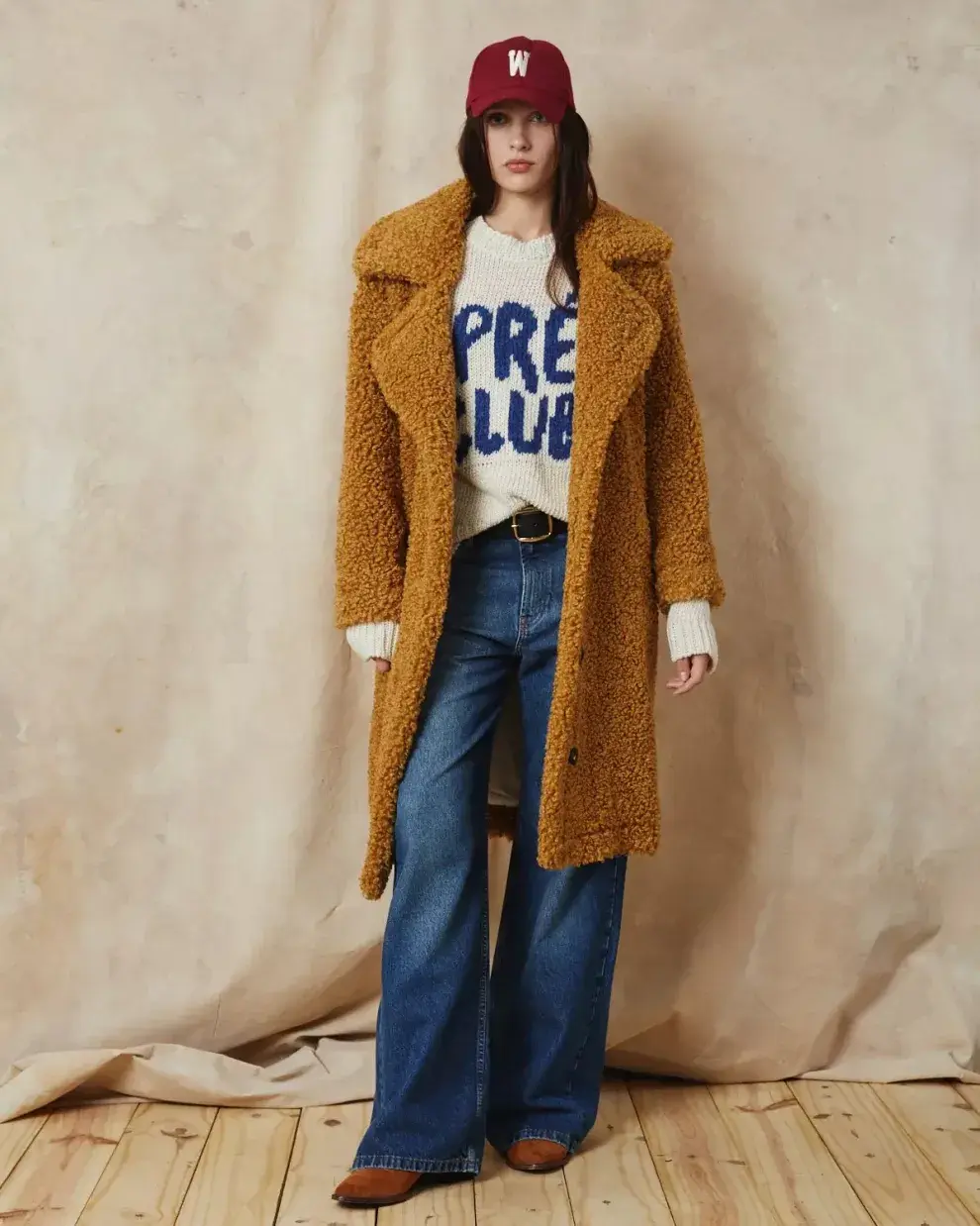 El abrigo maxi teddy es perfecto para la ola polar (WANAMA $ 659,990)