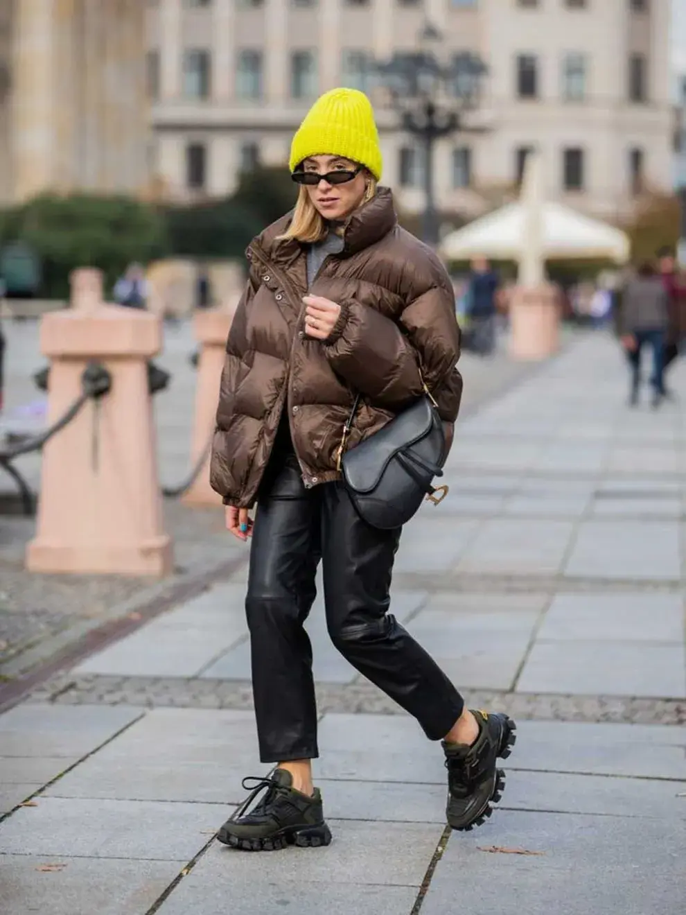 Los gorros de lana son un éxito asegurado en los días de invierno. Jugá con los colores para un look canchero