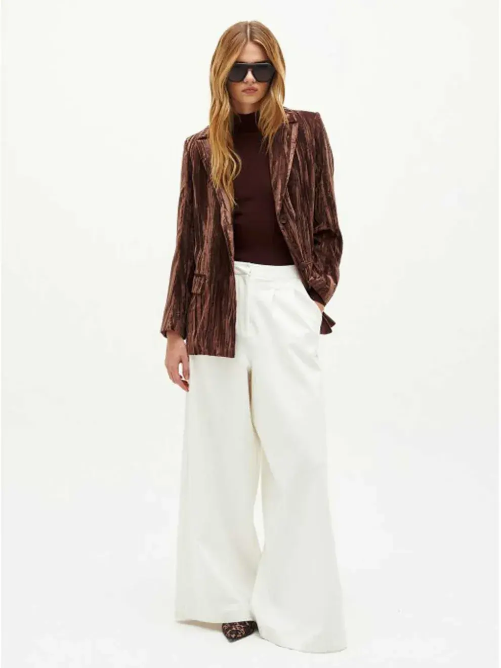 Blazer tela chiffon fantasia (Akiabara, antes $270,000, ahora $135,000)