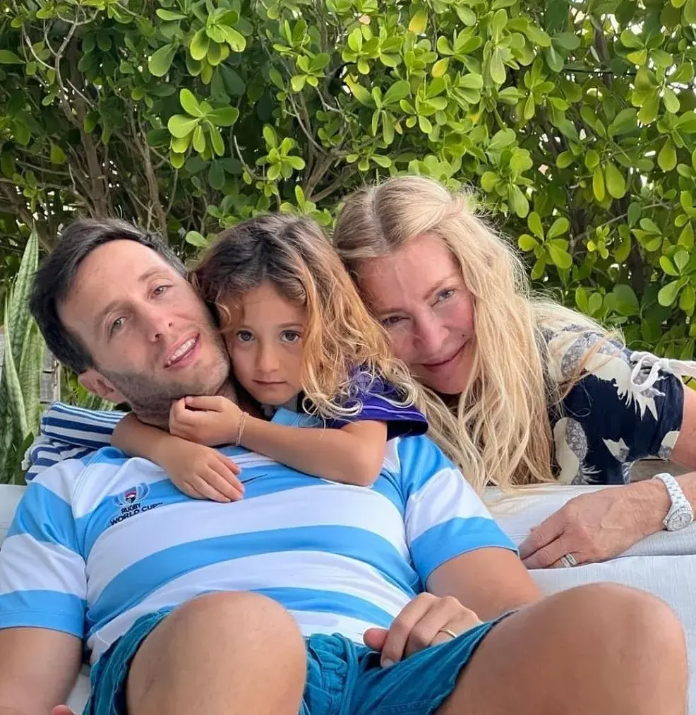 Tomás Yankelevich, Mila Yankelevich y Cris Morena,