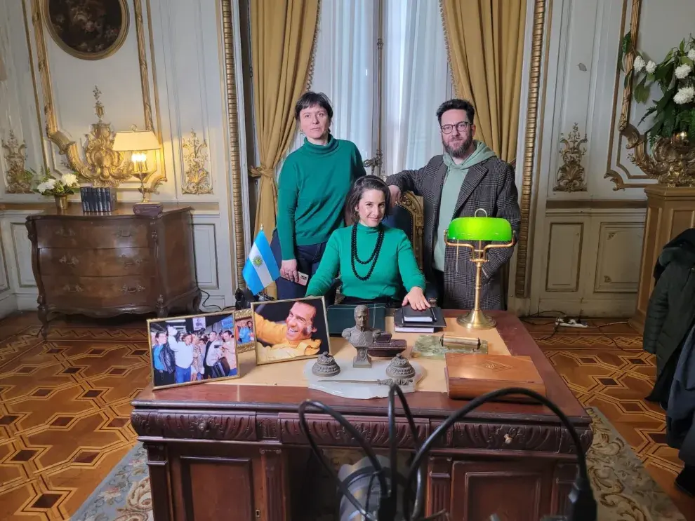 Mariana Levy, Luciana Porchietto y Federico Levín, guionistas de Menem.
