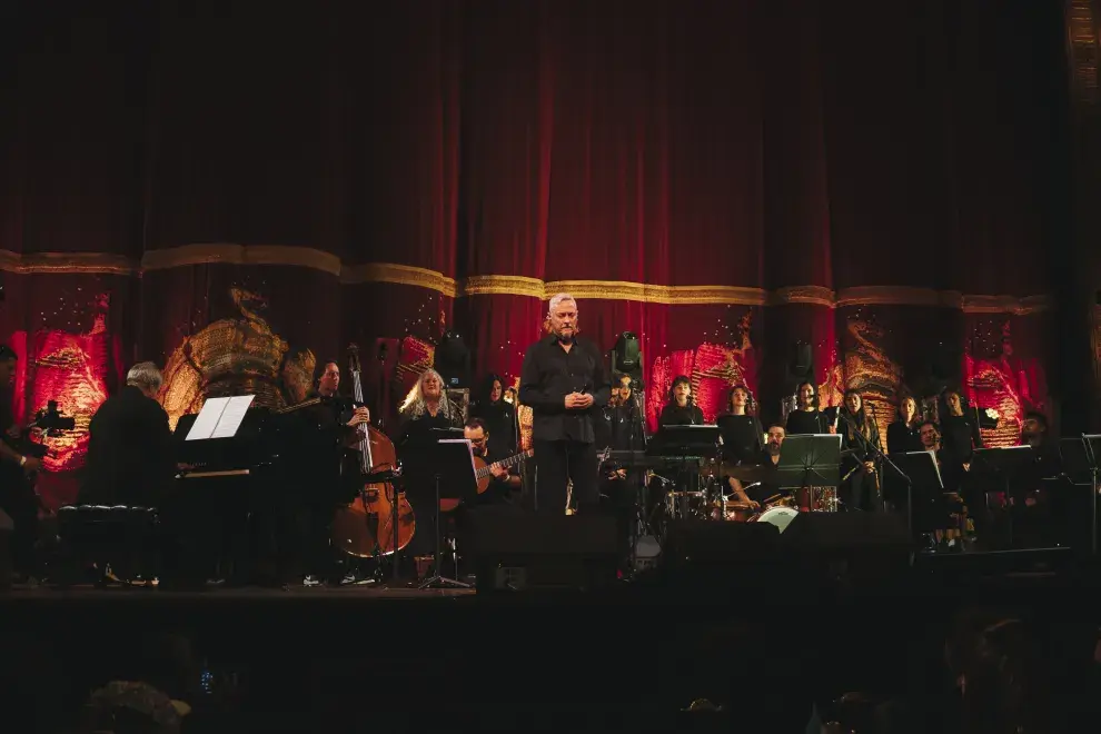 Pedro Aznar en el homenaje a Mercedes Sosa.