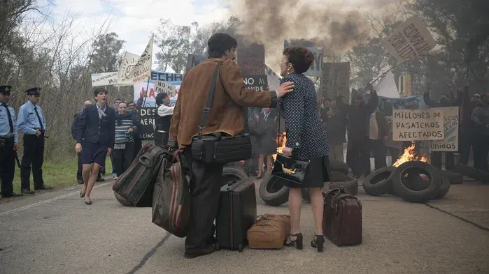 Foto de la serie Menem en Prime Video.