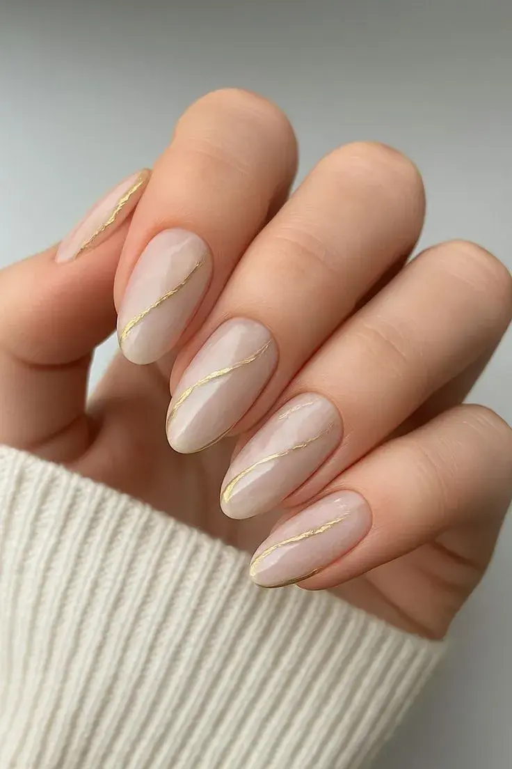 Adiós a los tonos artificiales: los 10 mejores diseños de uñas naturales para que te inspires