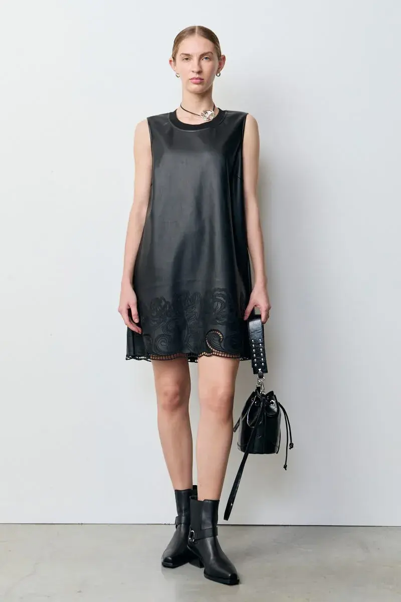 Un vestido que te va a salvar en más de una ocasión (VER $ 46.900)