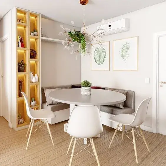 Los muebles de almacenamiento vertical son perfectos para lugares con poco espacio