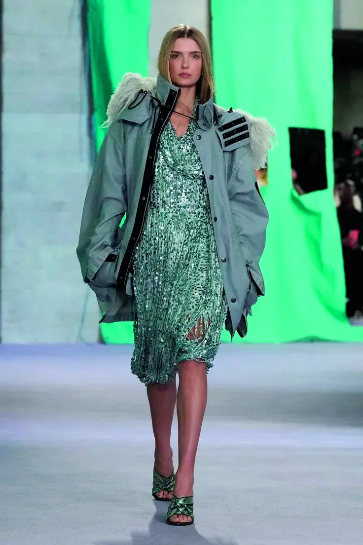Alerta tendencia 2026: 'Athlesure glam', el estilo que une comodidad y brillo esta temporada