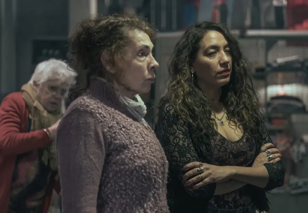 Así es En el barro, la nueva serie de Netflix.