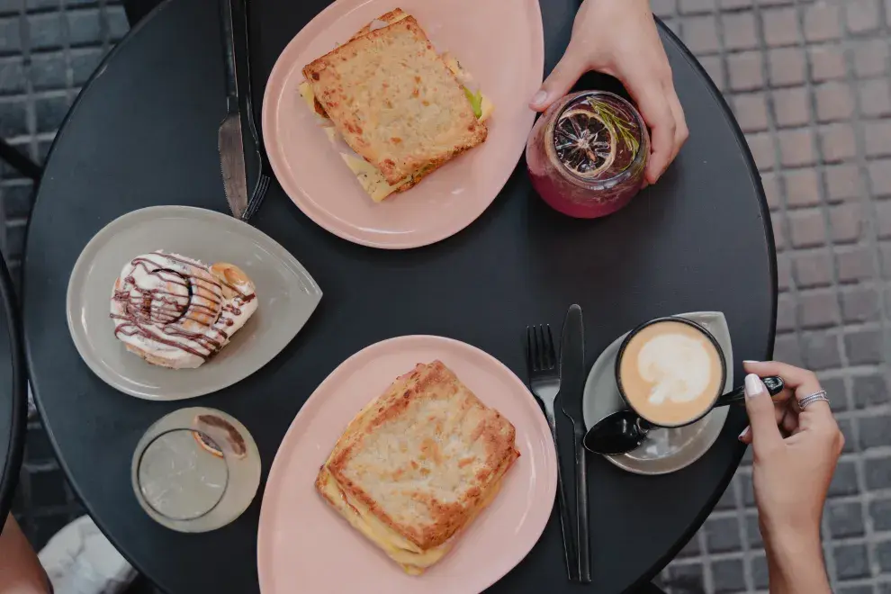 Rita Specialty Coffee tiene varias opciones de sándiwch de chipá.