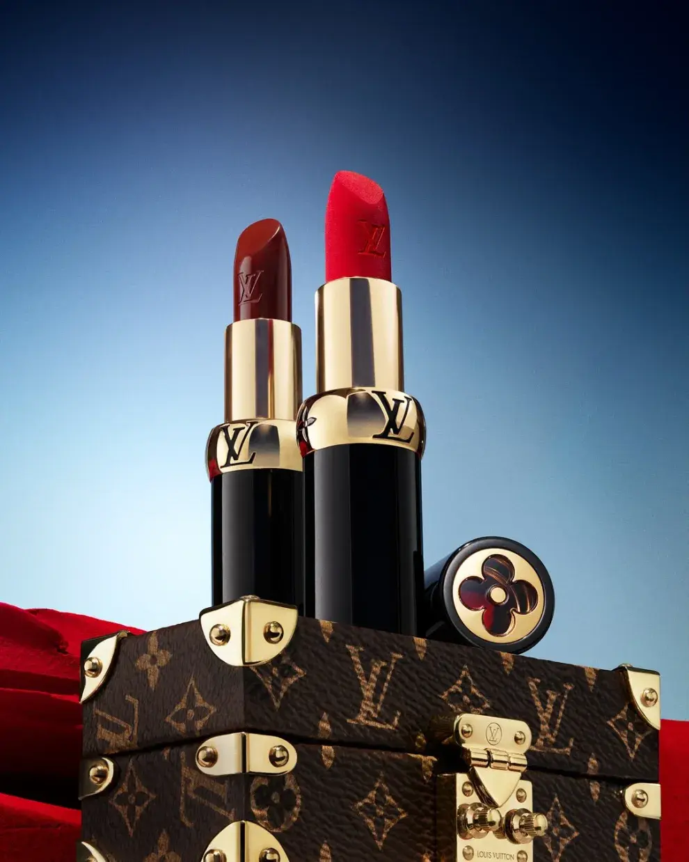 Louis Vuitton creó su línea de maquillaje. El rouge cuesta 160 dólares