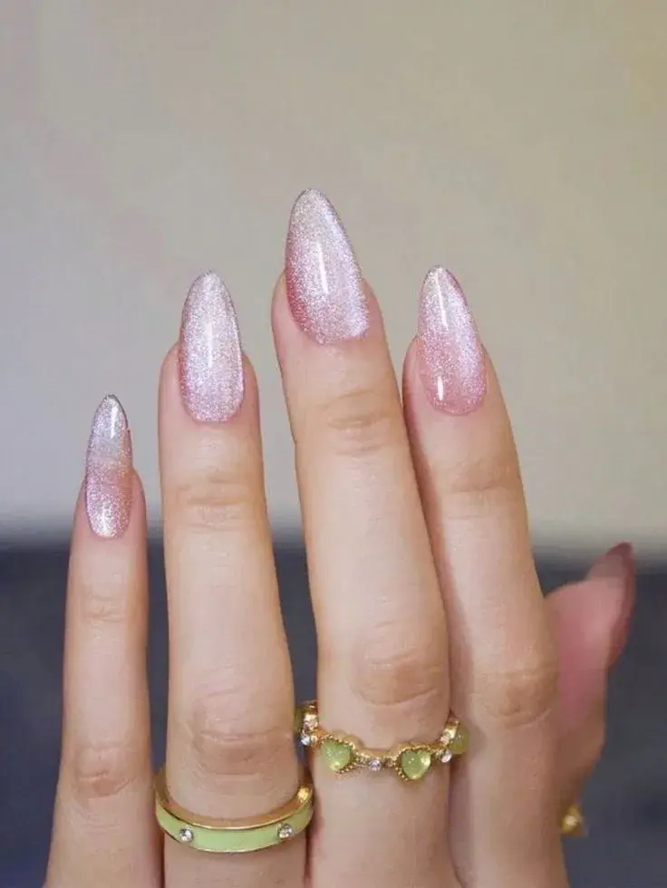Uñas acrílicas tendencia en agosto: 10 diseños de nail art para que te inspires 