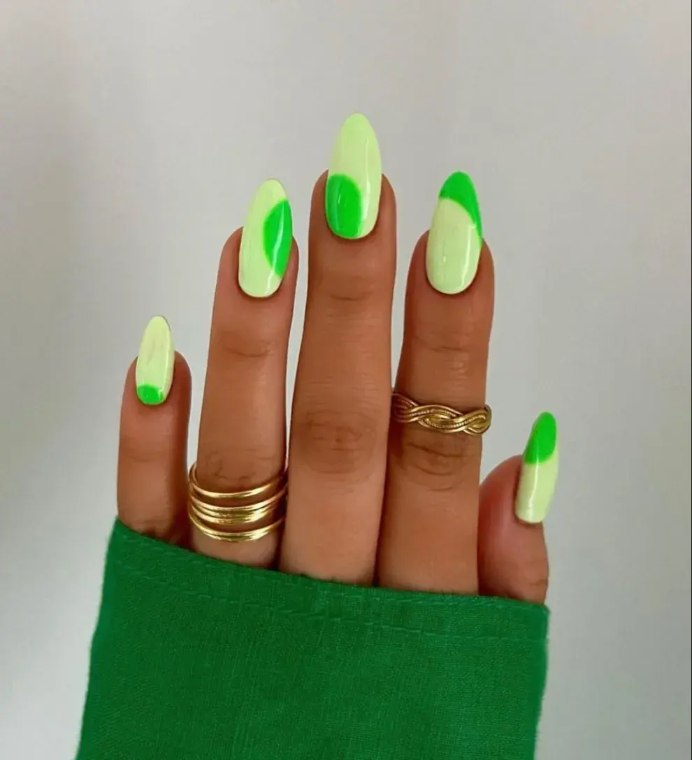 7 diseños de uñas neón y con esmalte fluorescente con inspiración en los ´90