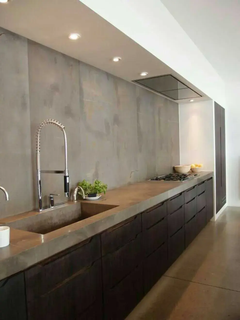 Minimalista y moderno, este acabado continuo aporta una estética industrial y elegante, ideal para quienes buscan simplicidad con carácter.