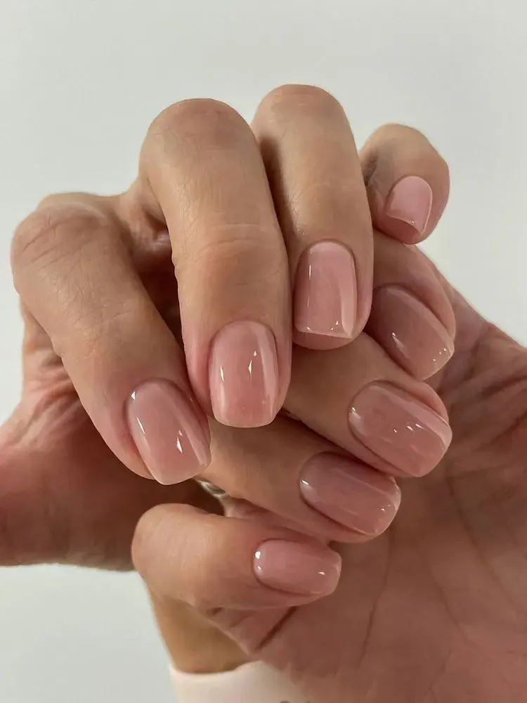  Este estilo, llamado efecto ‘velo de seda’, combina elegancia, minimalismo y practicidad: