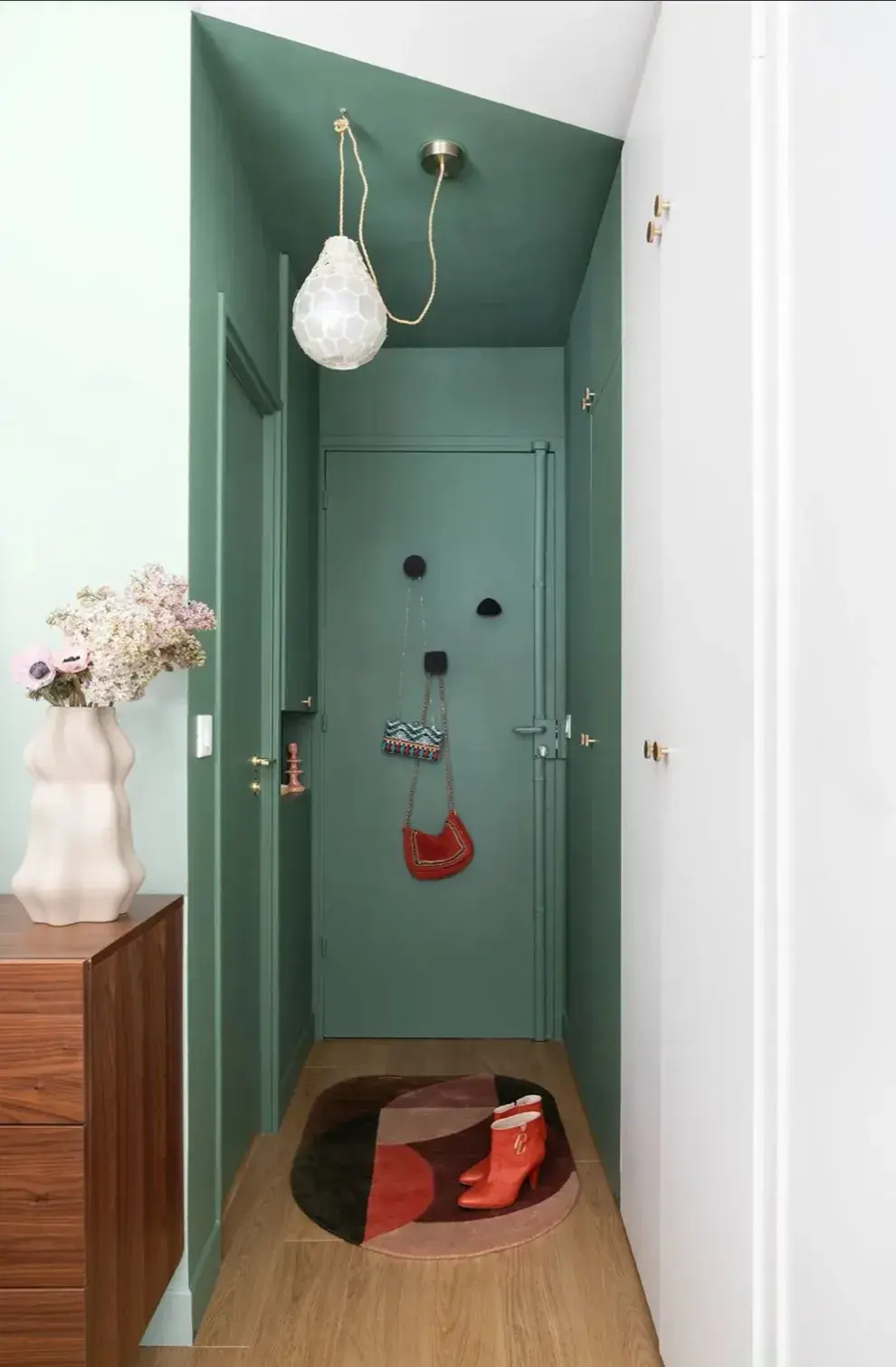 El verde menta es perfecto para una pared, o un recibidor. 