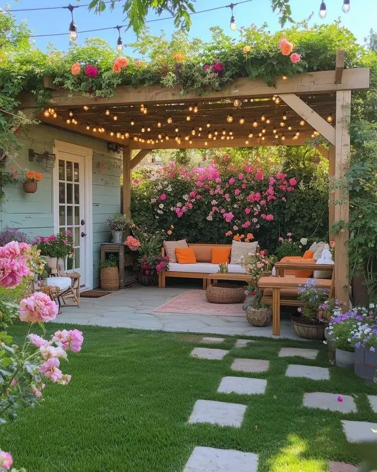 Pequeños jardines con estilo: 5 ideas para aprovechar el espacio al máximo