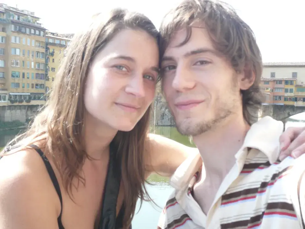 Cécile y Andrés vivieron una historia de amor que hoy vive en una novela.