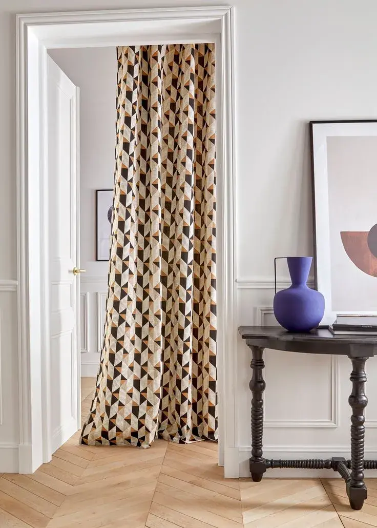 Jacquard con diseño geométrico