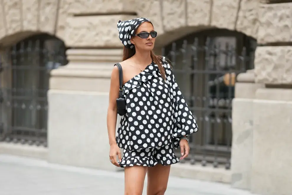Polka dots: el estampado tendencia que adoran las celebrities y se vio en New York Fashion Week