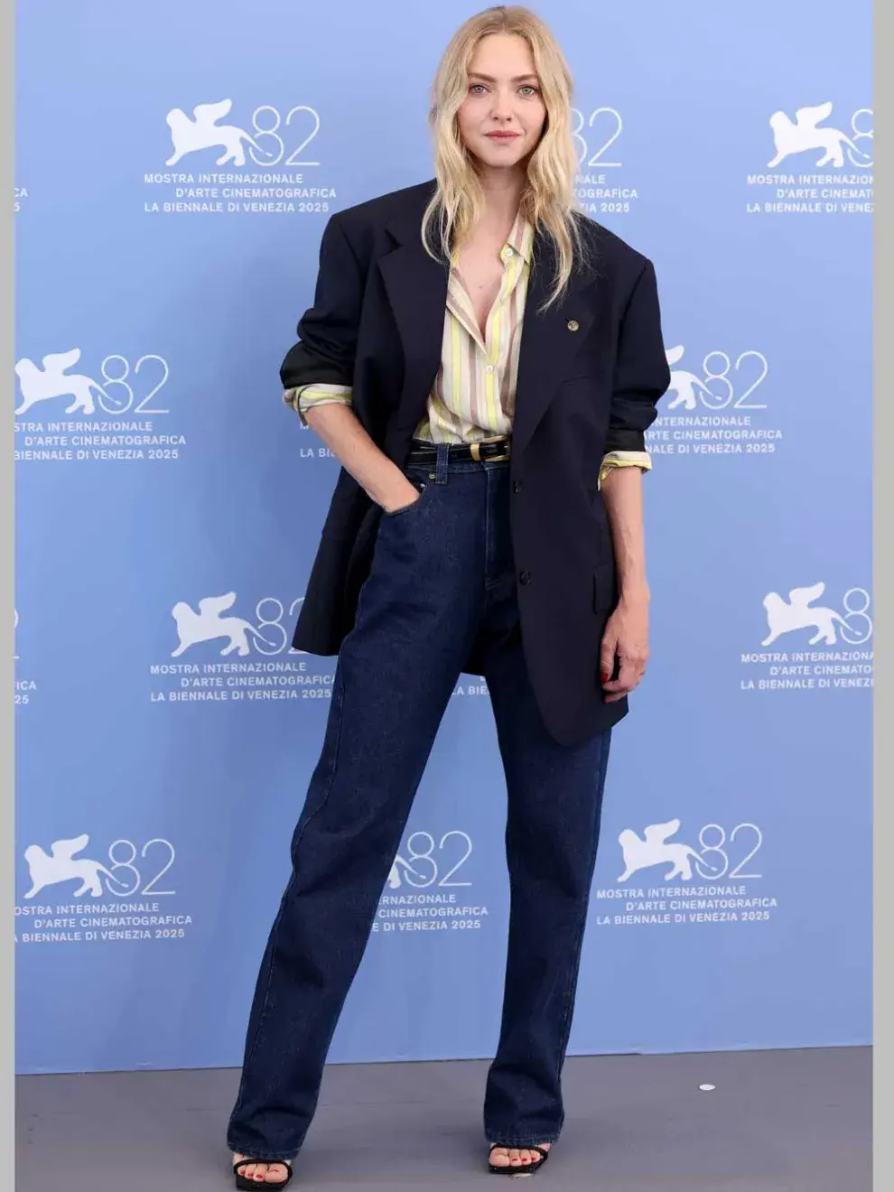 Amanda Seyfried con el mismo estilismo que Julia Roberts