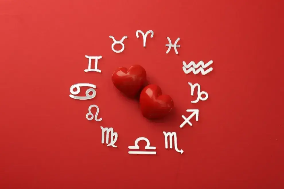 Lo que deparan los astros en el amor: así será septiembre 2025, signo por signo.