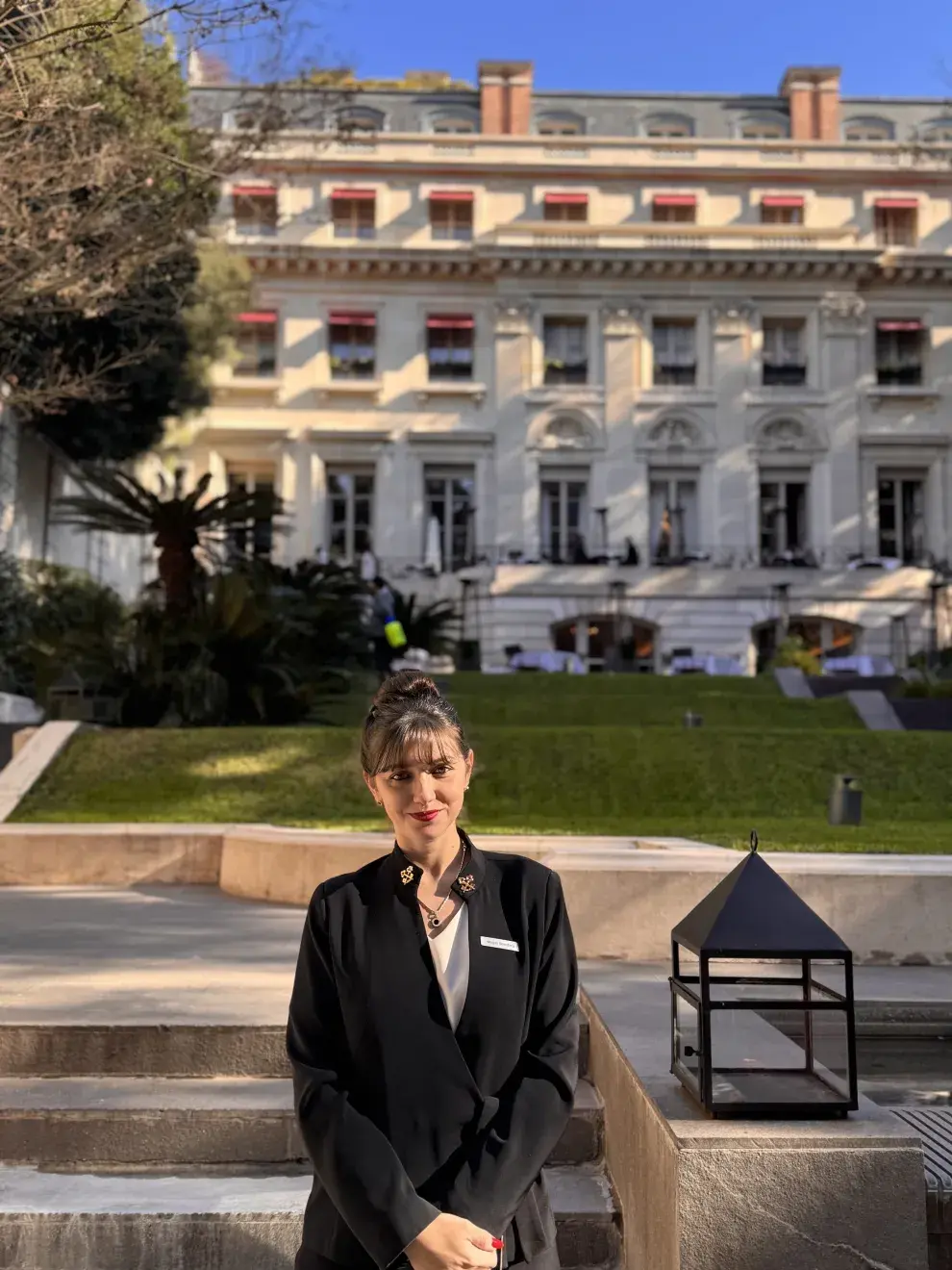 Magalí es Conserje del Palacio Duhau- Park Hyatt Buenos Aires y además presidenta de la Asociación de Conserjes de la Argentina.
