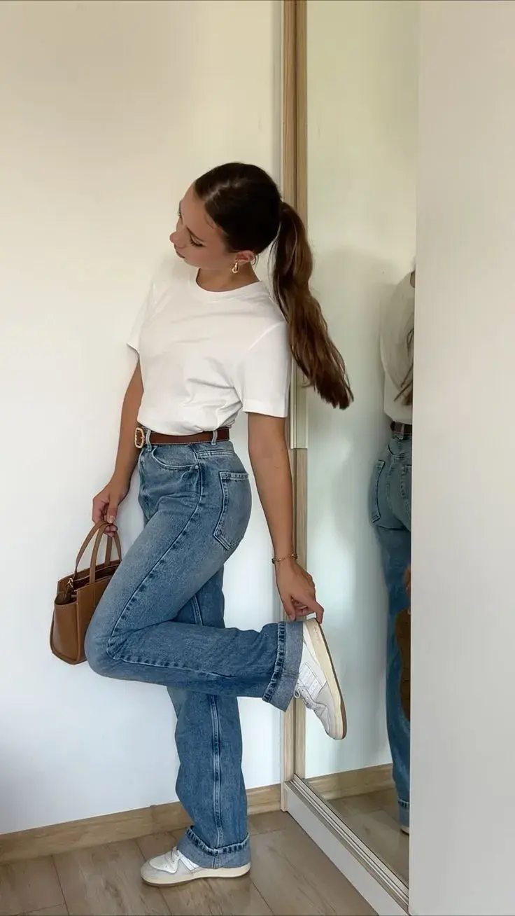 Con zapatillas y una básica son perfectos para el fin de semana
