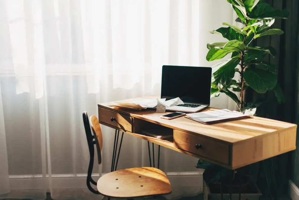 Oficinas pequeñas con estilo: ideas para reformarlas sin entrar en obra