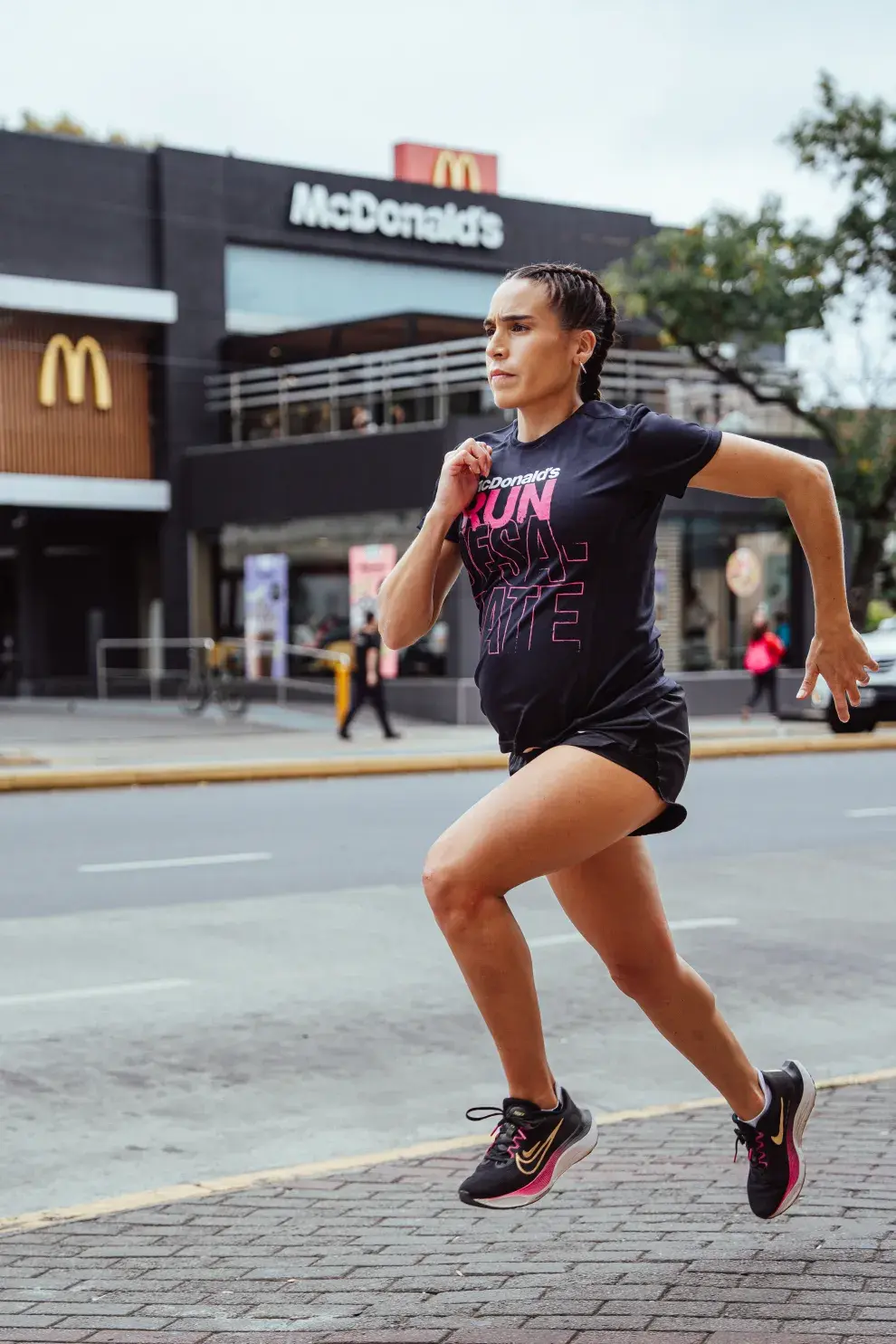 Belén Casetta combina deporte y maternidad con una certeza: los sueños no se aplazan.