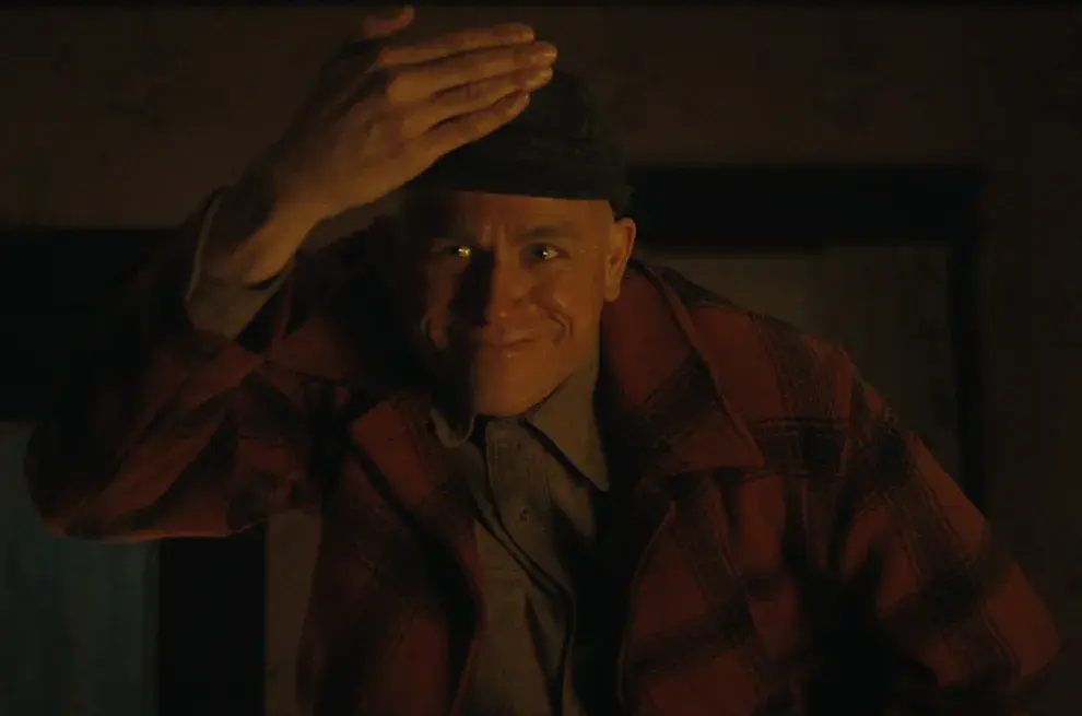 Monster: La historia de Ed Gein, es la tercera temporada de la antología de Ryan Murphy sobre asesinos seriales.
