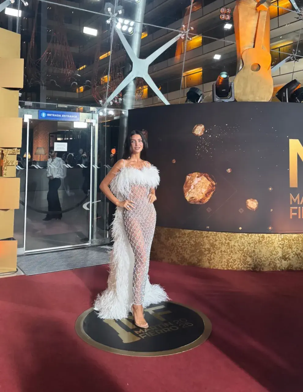 Zaira Nara en la alfombra roja de los Premios Martín Fierro 2025.