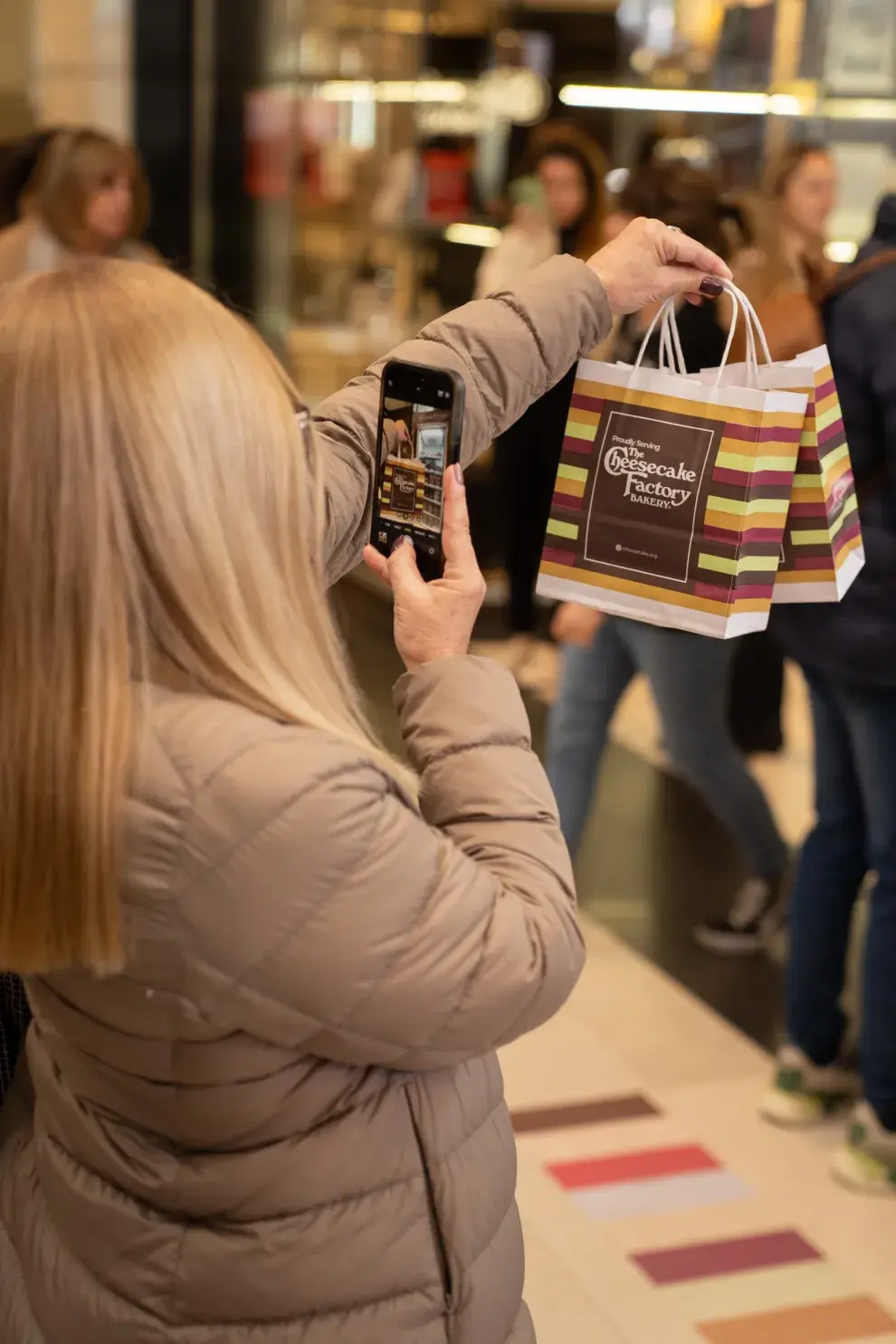 Furor por la llegada a Argentina de The Cheesecake Factory.