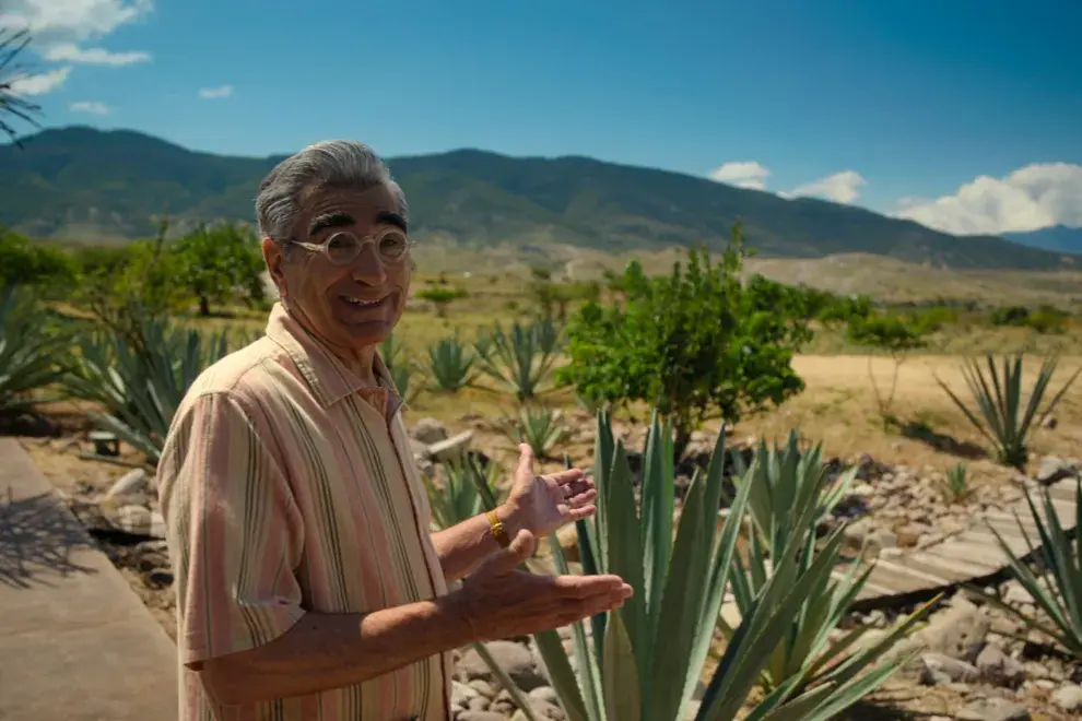 The Reluctant Traveler with Eugene Levy es una serie ideal para los fans de los viajes y la gastronomía.