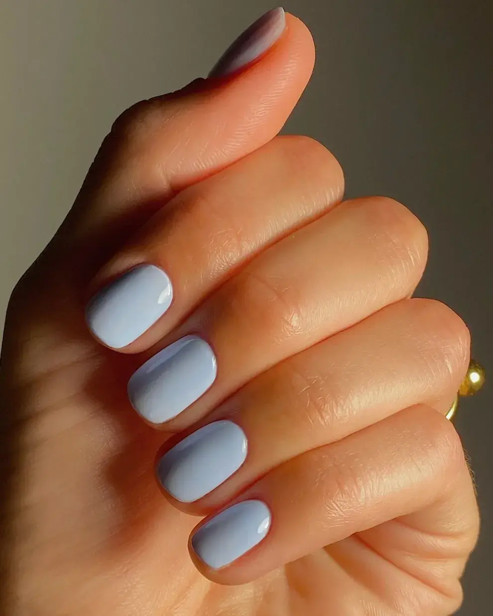 Las uñas minimalistas que serán tendencia en el verano 2026.