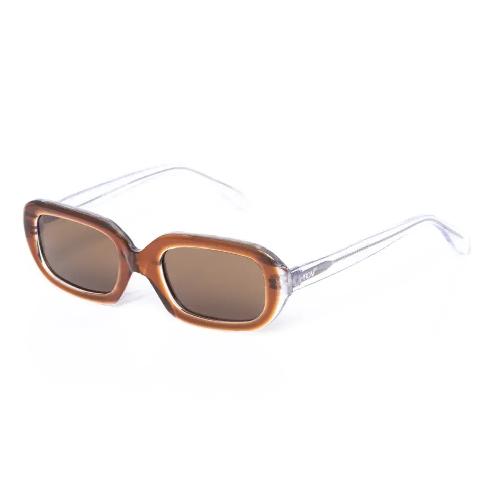los lentes dejaron de ser solo funcionales para convertirse en protagonistas del look.