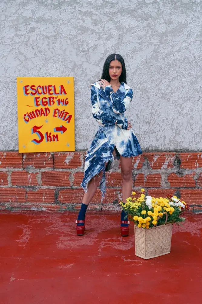 Mujeres que inspiran: La Aldi Vega, la marca de diseño sustentable que creció desde los márgenes y hoy conquista la moda argentina