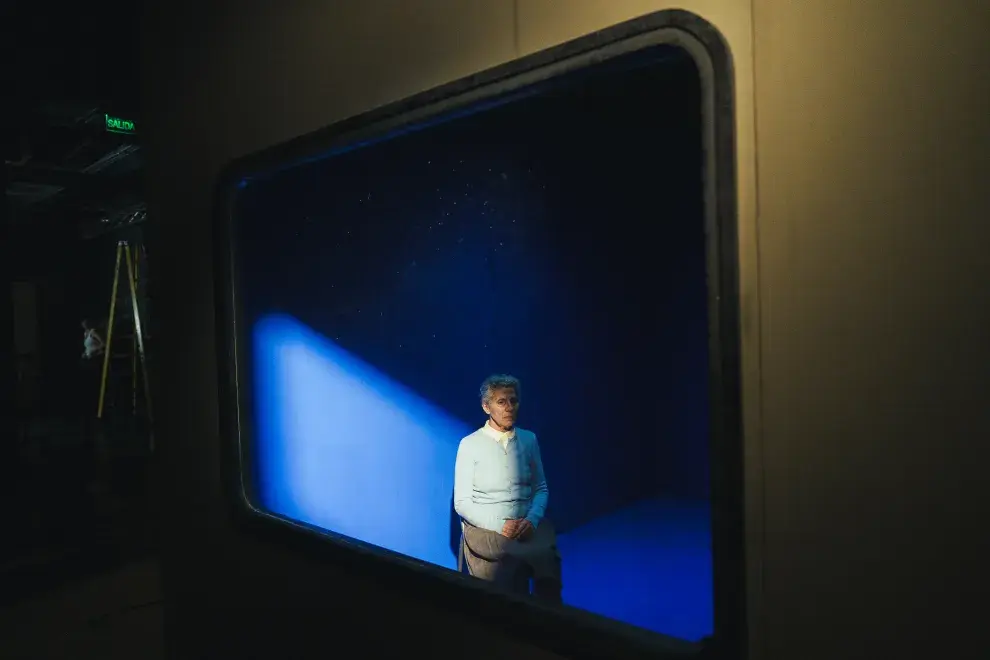 Cecilia Colombo es víctima en una de las escenas de la película de Sobrecarga.