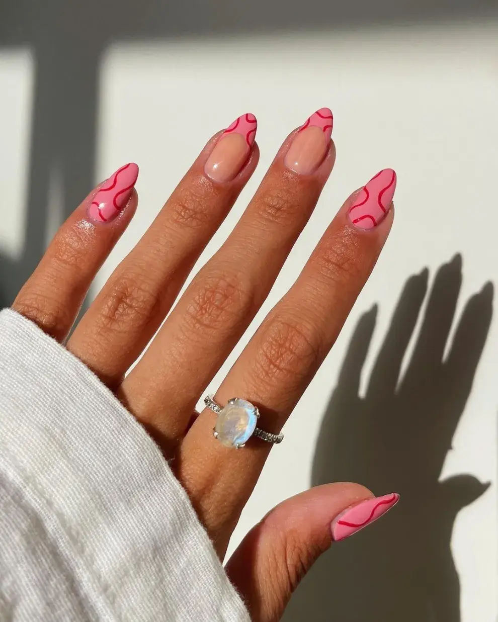Coloridas y divertidas: 10 diseños de uñas perfectas para el fin de semana