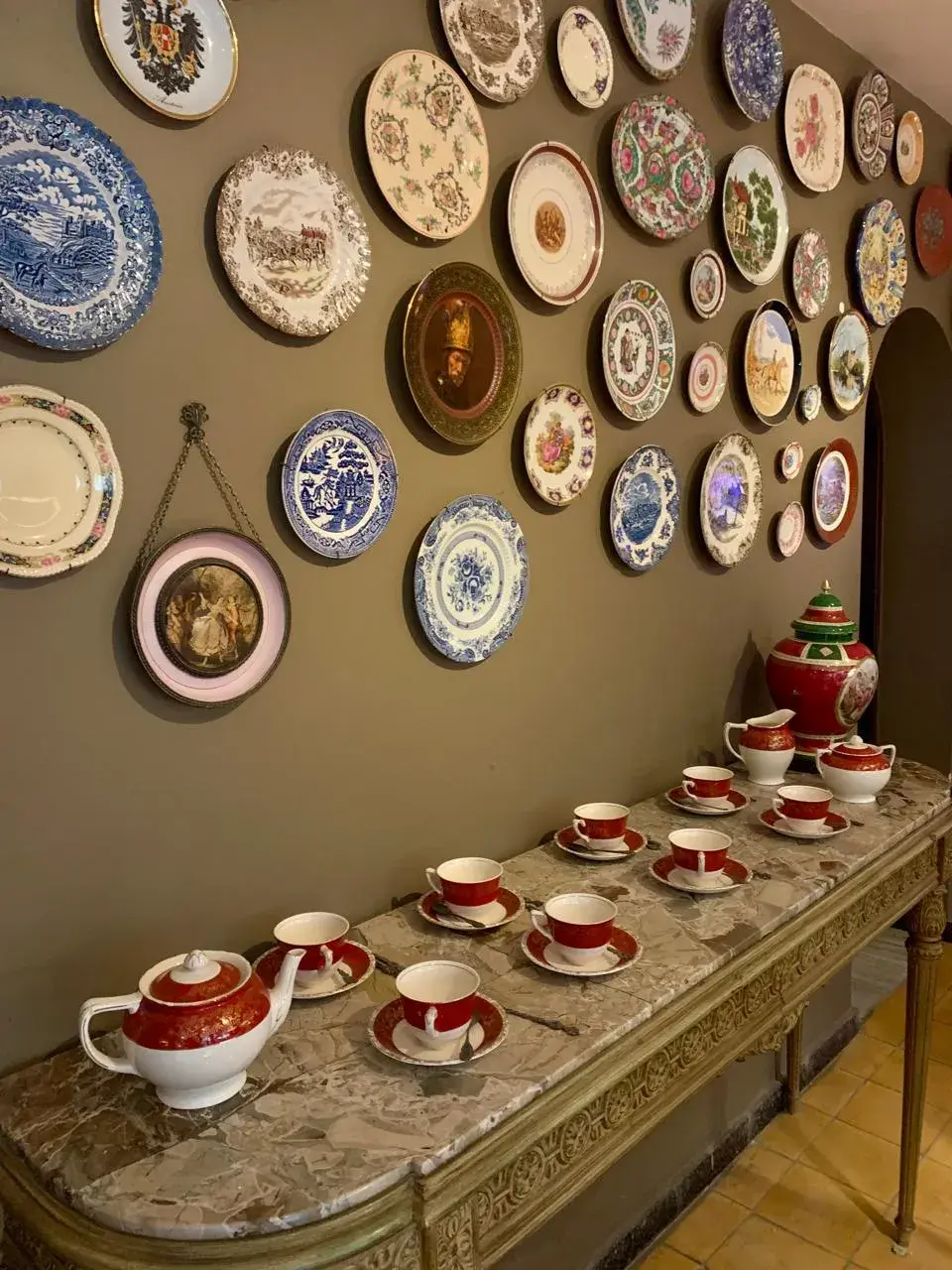 Café Hotel City Bell: Calidez, arte ecléctico y serenidad definen a este sitio perfecto para descansar, relajarse y desconectarse de la vida urbana.