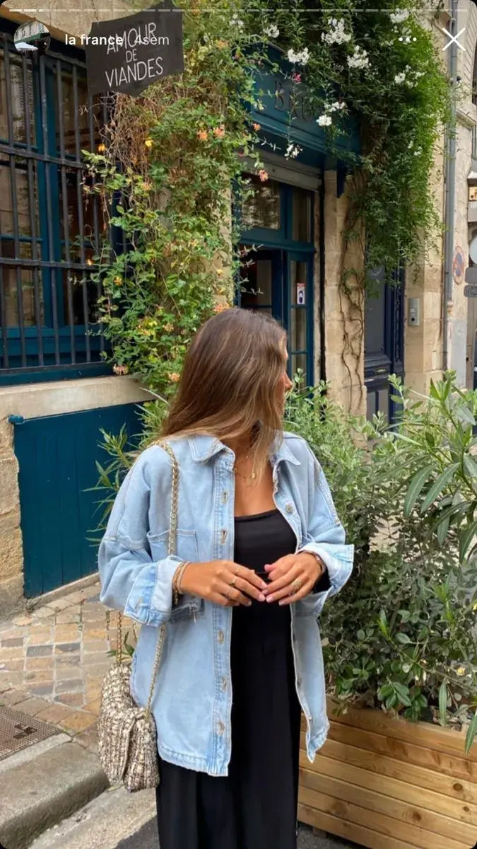 Es un abrigo perfecto para la media estación.