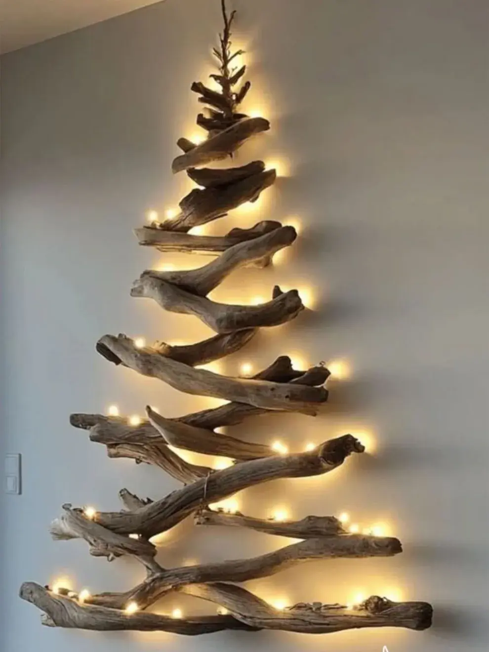 Maderas antiguas y luces cálidas, una propuesta perfecta para el living