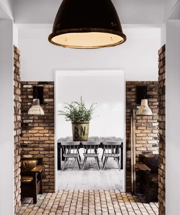 Antes de su fallecimiento, Diane puso la mansión a la venta por cerca de US$ 30 millones, sin que hasta ahora se confirme la operación.