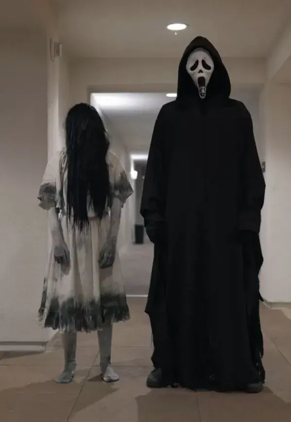Foto de pareja en Halloween.