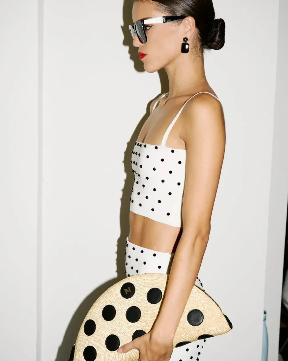 El regreso de un clásico: polka dots en la colección 2025 de Carolina Herrera.
